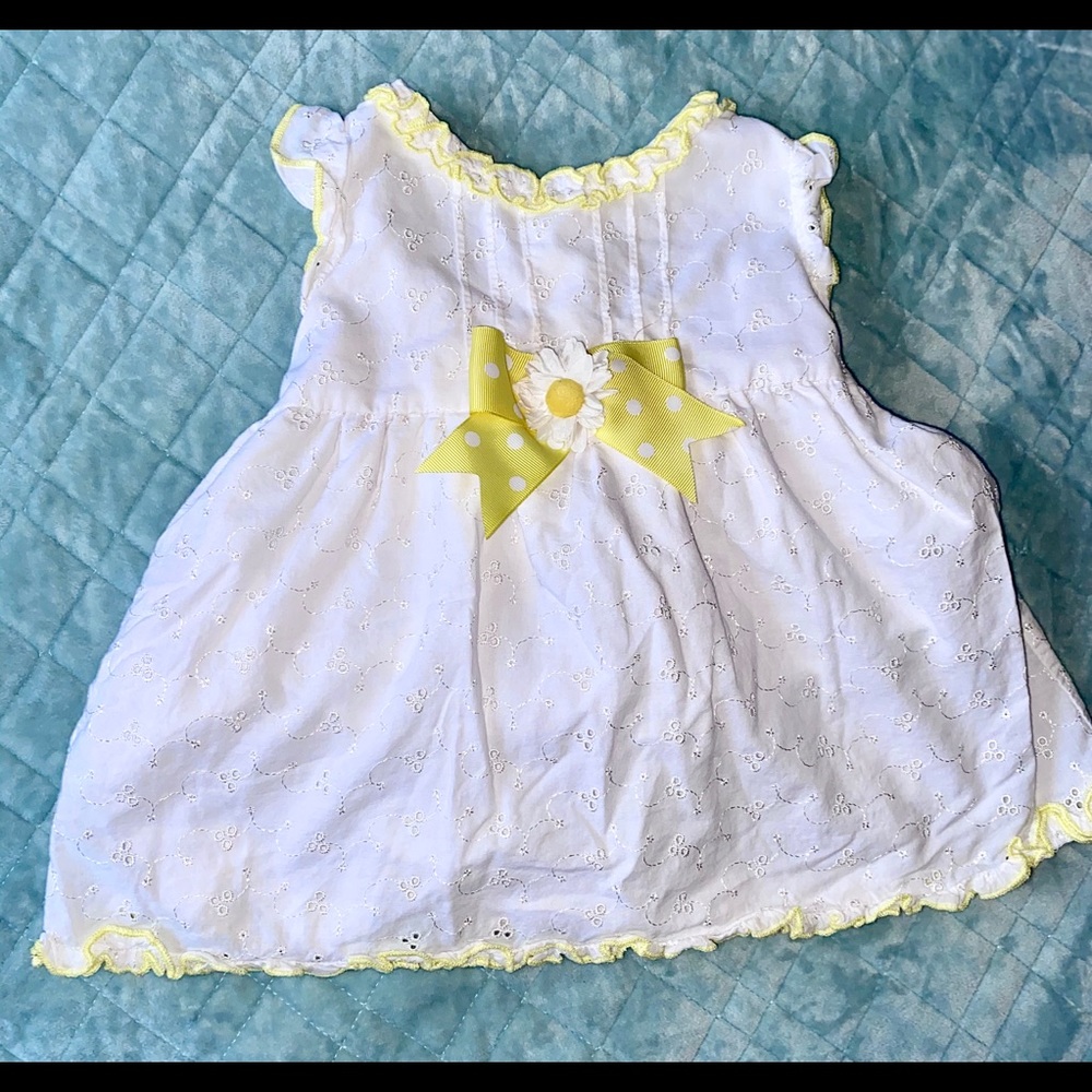 Welcome to Ariana’s closet